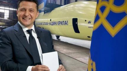 Самолёт без крыльев: как Зеленский двухлетие президентства отметил Самолёт без крыльев: как Зеленский двухлетие президентства отметил