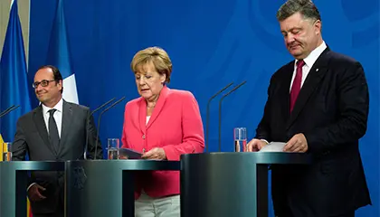 Порошенко пожаловался Меркель и Олланду на Россию
