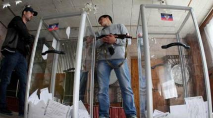 В Киеве рассказали когда хотят провести выборы на Донбассе В Киеве рассказали когда хотят провести выборы на Донбассе