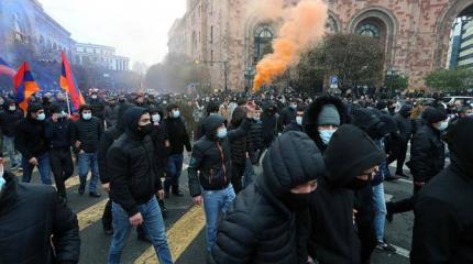 Украина, Армения и Прибалтика погрязнут в междуусобных войнах Украина, Армения и Прибалтика погрязнут в междуусобных войнах