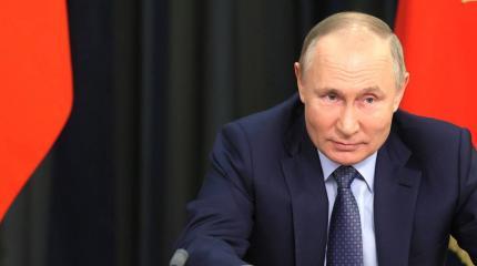 Европейская пресса: Путин заставил Байдена сыграть в «русскую рулетку» Европейская пресса: Путин заставил Байдена сыграть в «русскую рулетку»
