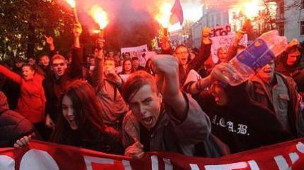 Цепная реакция: Незалежную накроют массовые бунты Цепная реакция: Незалежную накроют массовые бунты