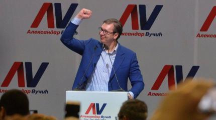 Александр Вучич привел армию в максимальную готовность Александр Вучич привел армию в максимальную готовность