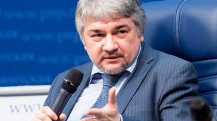 Ищенко: На Украине может начаться война, в которую вмешается Россия Ищенко: На Украине может начаться война, в которую вмешается Россия