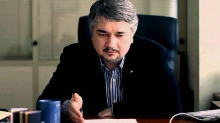Ищенко рассказал, какие удары ждут Украину в 2017 году Ищенко рассказал, какие удары ждут Украину в 2017 году