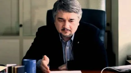 Ищенко рассказал, какие удары ждут Украину в 2017 году Ищенко рассказал, какие удары ждут Украину в 2017 году