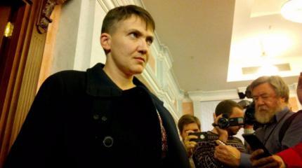 Савченко метит в Порошенко Савченко метит в Порошенко
