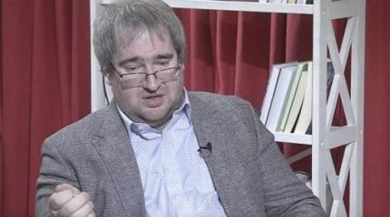 Корнейчук: Всем выгодно, чтобы Порошенко участвовал в президентской гонке