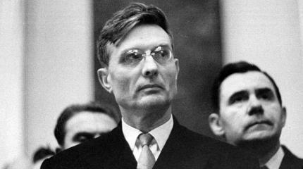 Вклад Суслова в развал СССР не меньше, чем Горбачева Вклад Суслова в развал СССР не меньше, чем Горбачева