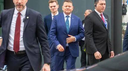 Меняем сумасшедшего клоуна на недалекого генерала