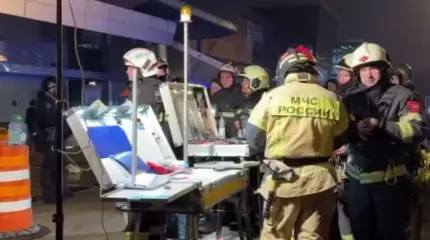 В «Крокусе» продолжается тушение пожара и разбор завалов после теракта В «Крокусе» продолжается тушение пожара и разбор завалов после теракта