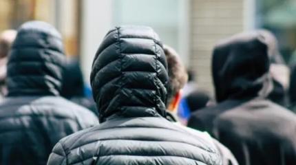 Украинцев — «поганой метлой»: Нидерланды присвоят беженцам статус изгоя
