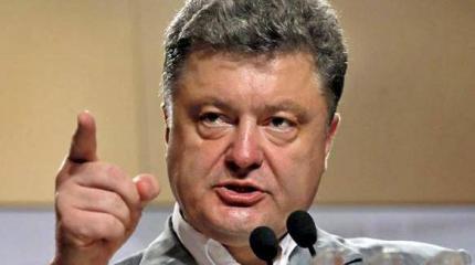 Порошенко пошел в атаку на Яценюка: в МВД — обыск Порошенко пошел в атаку на Яценюка: в МВД — обыск