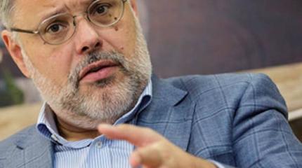 Хазин объяснил панику украинских и европейских марионеток США Хазин объяснил панику украинских и европейских марионеток США
