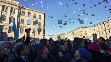 «Трагедия сплотила нас»: Россия вышла на митинги против террора