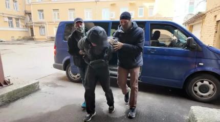 В союзе с террористами: почему Украину называют УГИЛ?