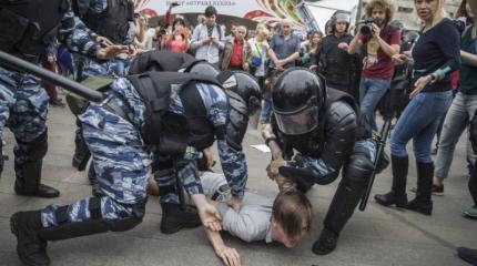 Российская проблема: люди и людишки Российская проблема: люди и людишки