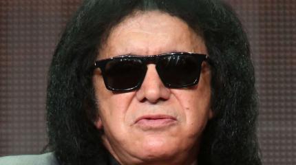 Джин Симмонс, бас-гитарист Kiss: РФ и США спорят как братья, по-семейному