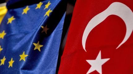 Bild: Безвизового режима для граждан Турции в ЕС не будет до 2017 года Bild: Безвизового режима для граждан Турции в ЕС не будет до 2017 года