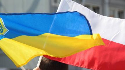 Почему украинцев все чаще не пускают в Польшу по безвизу