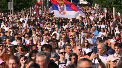 «Цветная революция» в Сербии? Что скрывается за досрочной отставкой Вучича