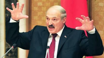 Лукашенко обрушился на конкурента, объявив его «наглецом» и «хряком» Лукашенко обрушился на конкурента, объявив его «наглецом» и «хряком»