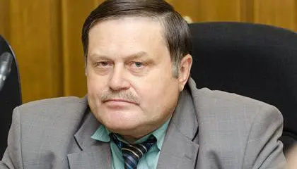 Соловьев хочет заставить магазины заморозить цены и раздать продукты бедным Соловьев хочет заставить магазины заморозить цены и раздать продукты бедным