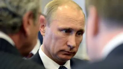 «Бурная» реакция Путина на «кремлевские рокировки» «Бурная» реакция Путина на «кремлевские рокировки»