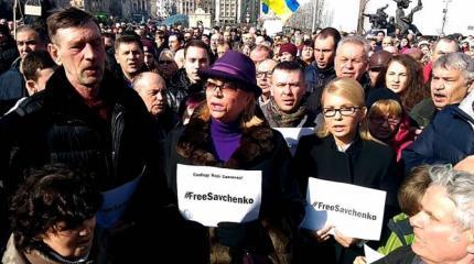 Киевские нацисты призвали к люстрации православных и требуют «горячей войны» с Россией Киевские нацисты призвали к люстрации православных и требуют «горячей войны» с Россией