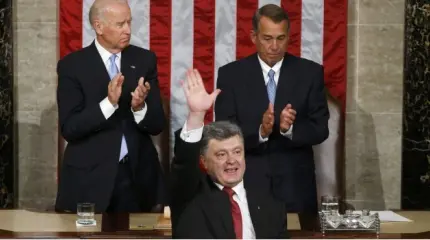 Порошенко заявил о страхе России перед союзом Украины и США Порошенко заявил о страхе России перед союзом Украины и США