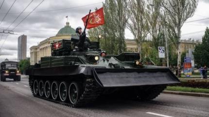 В ДНР и ЛНР отпраздновали День Победы В ДНР и ЛНР отпраздновали День Победы