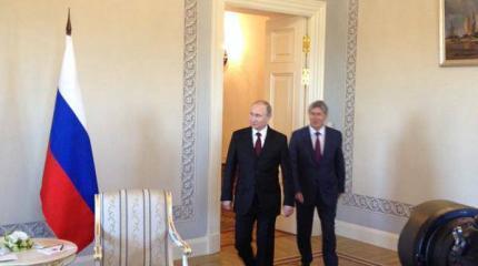 Явление Путина народу: Президент появился на публике после недельного отсутствия Явление Путина народу: Президент появился на публике после недельного отсутствия