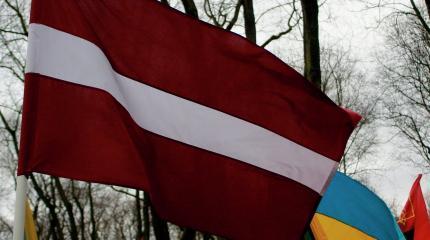 В Латвии запретили людям других национальностей становиться латышами В Латвии запретили людям других национальностей становиться латышами