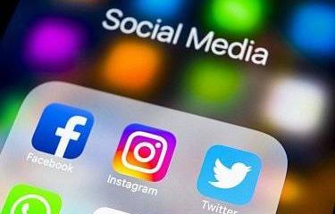 Facebook создает политическую комиссию Facebook создает политическую комиссию