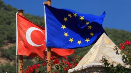 Рано радовались: Европарламент приостановил обсуждение отмены виз с Турцией Рано радовались: Европарламент приостановил обсуждение отмены виз с Турцией