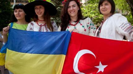 Украинцам предоставили альтернативу Крыму: Турция отменила загранпаспорта Украинцам предоставили альтернативу Крыму: Турция отменила загранпаспорта