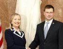 Политолог: США назначают латвийских министров с целью нападения на Россию