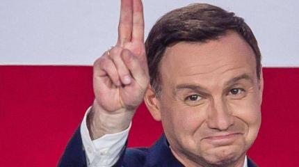 Любовь прошла - Дуда обвинил героев Украины в геноциде поляков в годы войны