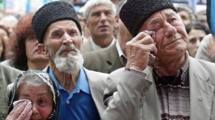 Крымские татары Херсонской области уходят в Крым Крымские татары Херсонской области уходят в Крым