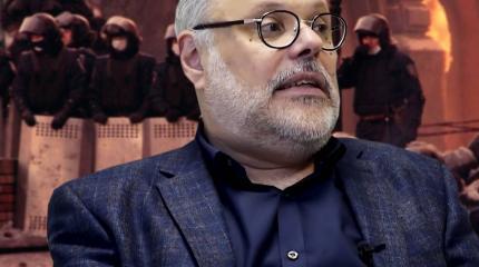 Михаил Хазин заявил об опасности переворота в России Михаил Хазин заявил об опасности переворота в России