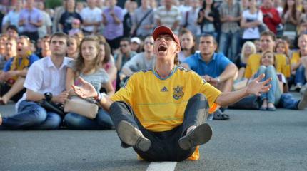 Украинцы в бешенстве, что Крым не опустился до «дна независимости» Украинцы в бешенстве, что Крым не опустился до «дна независимости»