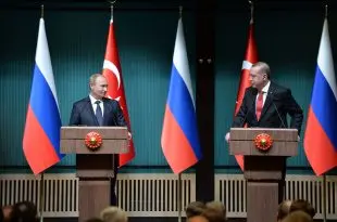 Только Россия способна спасти Турцию от изоляции Только Россия способна спасти Турцию от изоляции