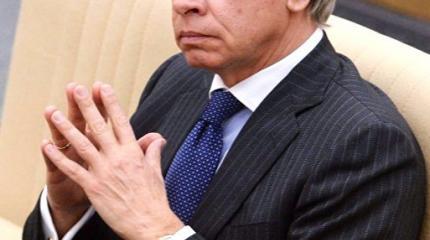 Пушков резко парировал выпад Клеппера в адрес РФ: С бредом США все бледнеет Пушков резко парировал выпад Клеппера в адрес РФ: С бредом США все бледнеет