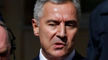 Выборы в Черногории: Проигравший Джуканович провоцирует революцию
