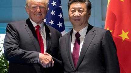 Трамп моргает и отступает