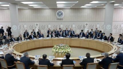 Саммиты БРИКС и ШОС: основы альтернативного мирового порядка заложены Саммиты БРИКС и ШОС: основы альтернативного мирового порядка заложены