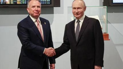 Уиткофф, встречаясь с Путиным, знал, что в Вашингтоне на него точат ножи Уиткофф, встречаясь с Путиным, знал, что в Вашингтоне на него точат ножи