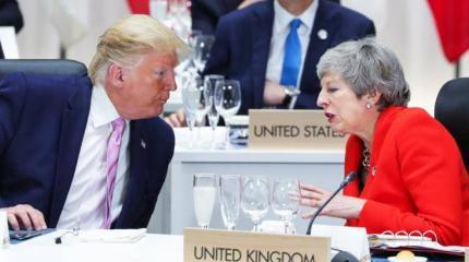 Трамп и Мэй сыграли с Путиным в доброго и злого полицейского Трамп и Мэй сыграли с Путиным в доброго и злого полицейского