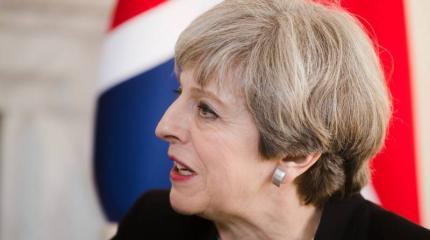 Терезу Мэй не пугает жёсткий Brexit. Почему? Терезу Мэй не пугает жёсткий Brexit. Почему?