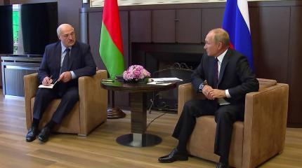 Немецкие СМИ: Путин через Минск испытывает НАТО на прочность Немецкие СМИ: Путин через Минск испытывает НАТО на прочность